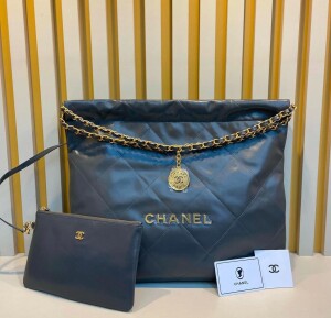 BOLSA CC 22 SHINY CALFSKIN MEDIA CINZA